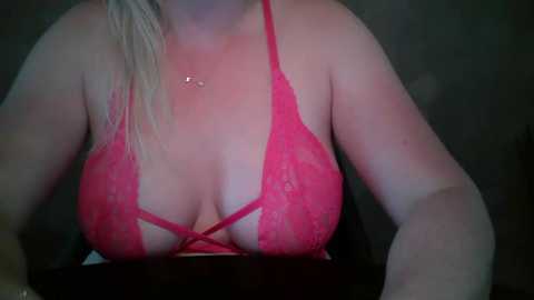 esmee_xxx @ stripchat on 20250722