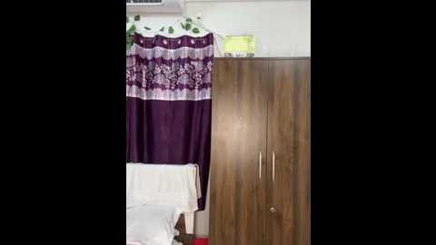 v_hot_sweet @ stripchat on 20250808