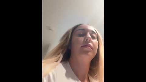 blondbellaaxx