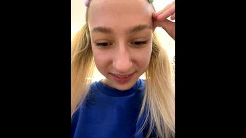 lia__love @ stripchat on 20250813