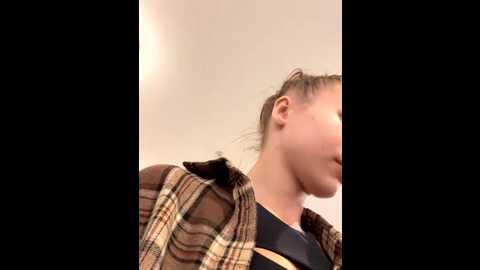 juice_bunny @ stripchat on 20250815