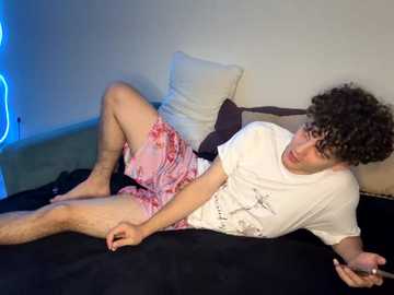 alice18james @ stripchat on 20250820