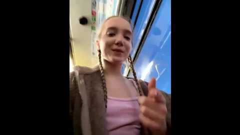 bambi_lu @ stripchat on 20250820