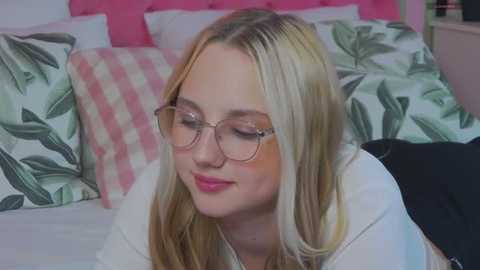 sky_cutie @ stripchat on 20250820