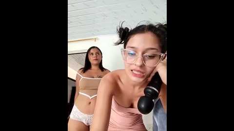 ary_18 @ stripchat on 20250823