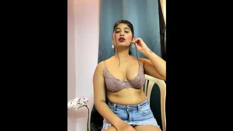 miss_luna35