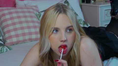 sky_cutie @ stripchat on 20250824