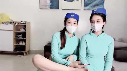 mono_stewardesss