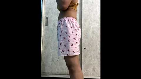 nisha_cam12