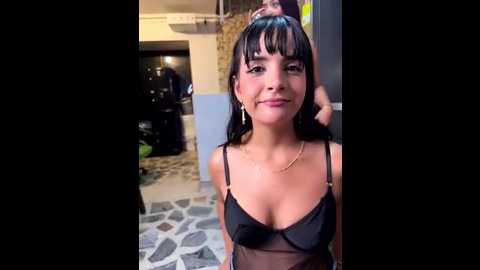 kevin_hotgirls