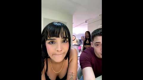 kevin_hotgirls