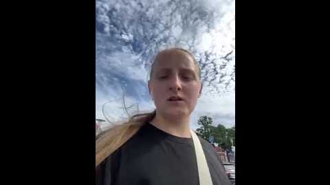 young_hailey @ stripchat on 20250901