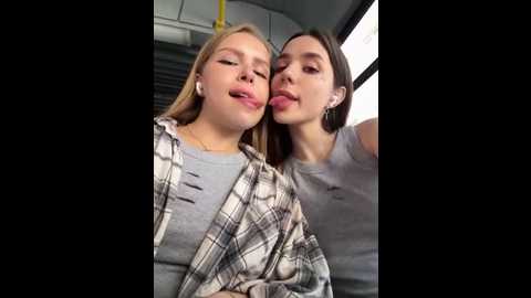 liza_risky @ stripchat on 20250907