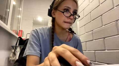 milena_awesome @ stripchat on 20250907