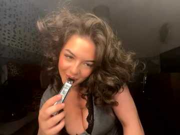 xfrancesca_bellax @ stripchat on 20250907