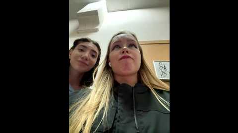 liza_risky @ stripchat on 20250915