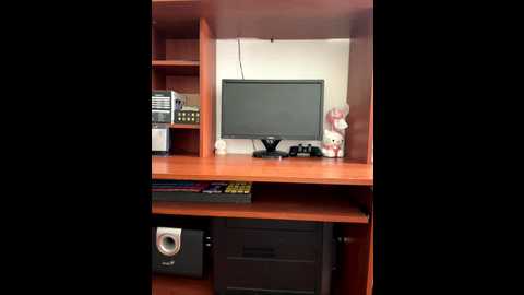 yui_ch06 @ stripchat on 20250916