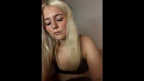 blondie_sofia_essexbabe @ stripchat on 20250917