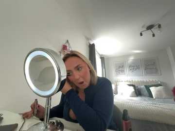 elliemaee @ stripchat on 20250917