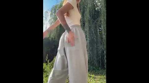 milamoone @ stripchat on 20250920