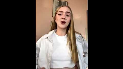 milamoone @ stripchat on 20250924