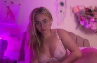 pinkie_piexx @ stripchat on 20250927