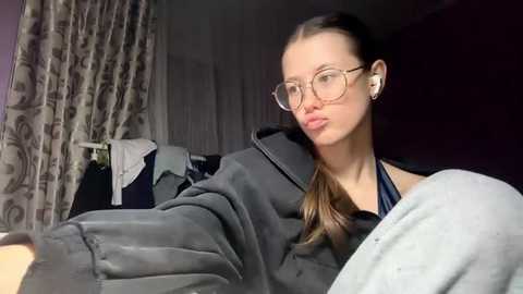 eleanoradriere @ stripchat on 20250928