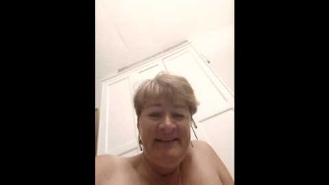 milf_love_fist99 @ stripchat on 20250930