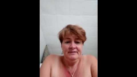milf_love_fist99 @ stripchat on 20251001