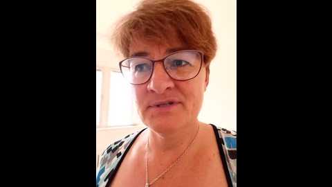 milf_love_fist99 @ stripchat on 20251002