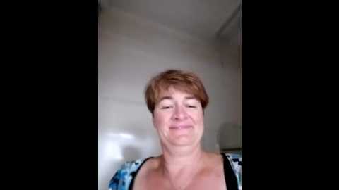 milf_love_fist99 @ stripchat on 20251002