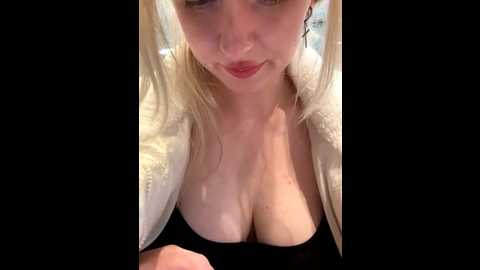 ronniekiss @ stripchat on 20251002