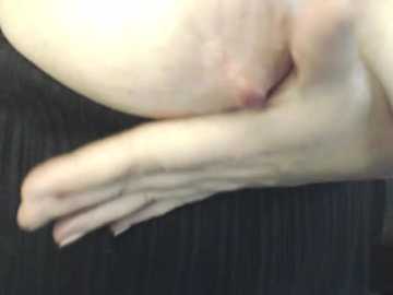 vikimilfforyou @ stripchat on 20251002