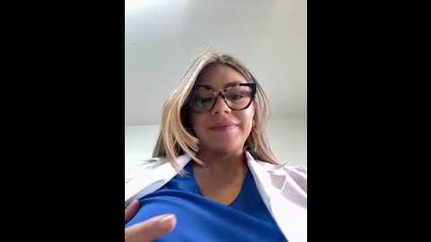 alicee16 @ stripchat on 20251004