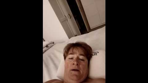 milf_love_fist99 @ stripchat on 20251004