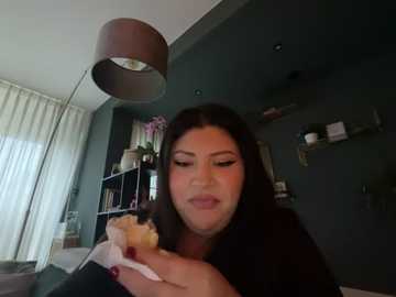 curvykimmy1 @ stripchat on 20251005