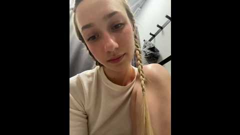 lia__love @ stripchat on 20251006