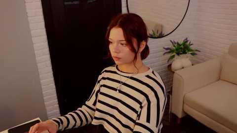 sarah_babyyy @ stripchat on 20251006