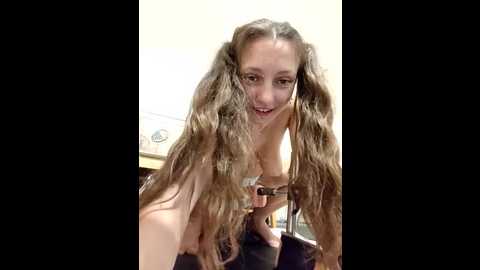 milky_flexy_cat @ stripchat on 20251007