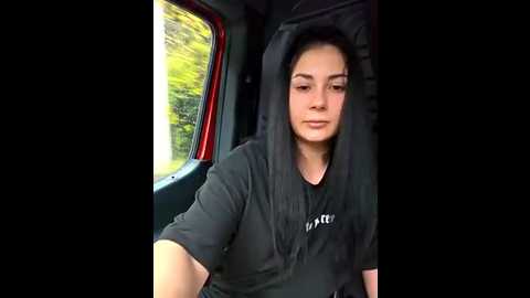 saraviss20 @ stripchat on 20251007