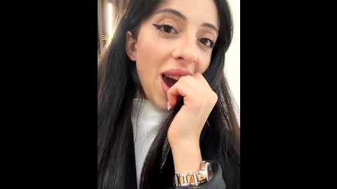 yesmoree @ stripchat on 20251007