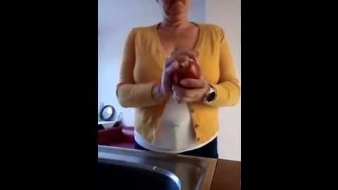 milf_love_fist99 @ stripchat on 20251008