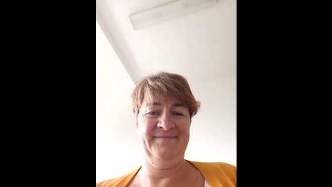 milf_love_fist99 @ stripchat on 20251008