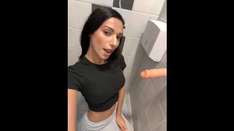 _miaqueen_ @ stripchat on 20251009