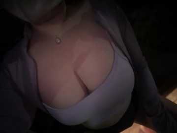 luna319319 @ stripchat on 20251009