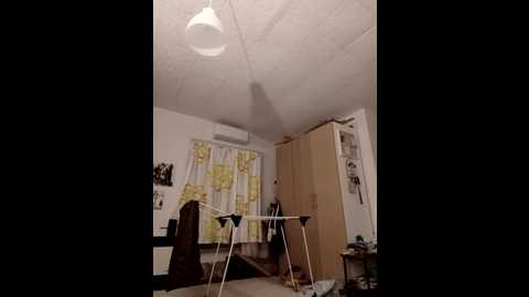 milf_love_fist99 @ stripchat on 20251009