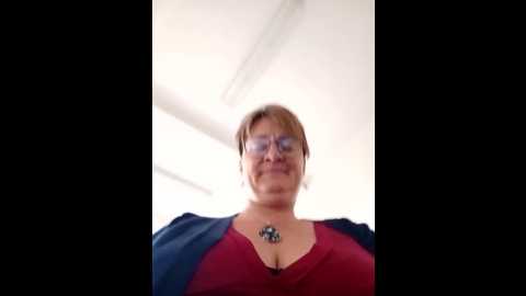 milf_love_fist99 @ stripchat on 20251010