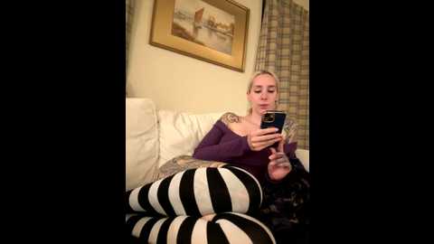 stellacinderella @ stripchat on 20251011