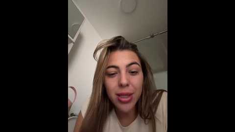 camila_vanucci_ @ stripchat on 20251012