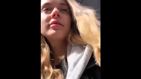 enjoy_my_beauty @ stripchat on 20251013